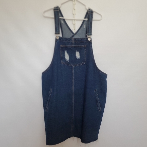 CITY CHIC OVERALLS MINI DRESS DARK WASH RAW HEM BLUE WOMENS ( 18 ) - Picture 1 of 10